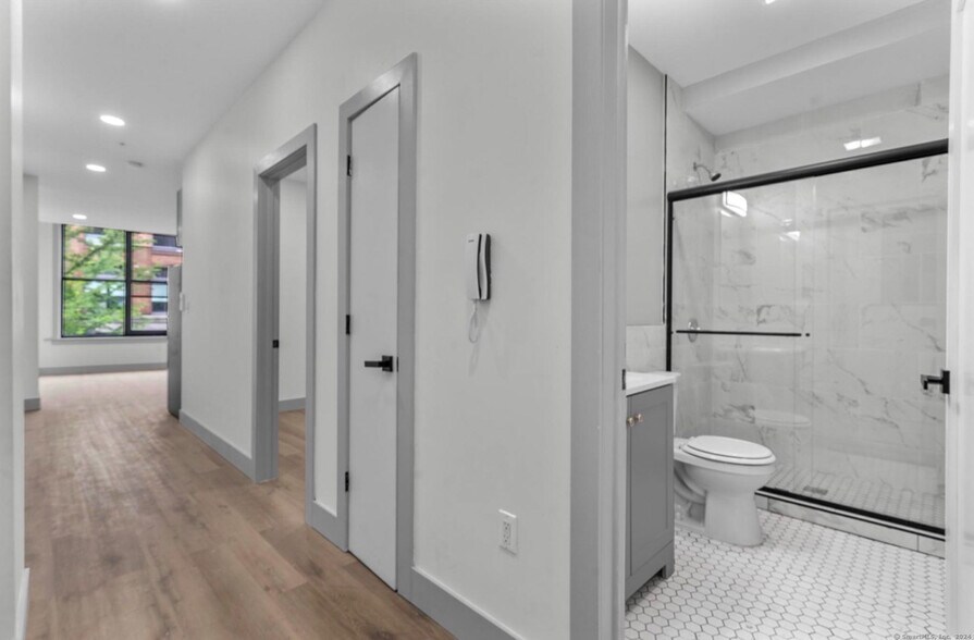More Photos Of 111 Bank St, Waterbury Apartments For Sale
