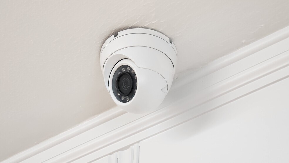 More Photos Of 826 Heights Blvd, Houston Office Residential For Sale