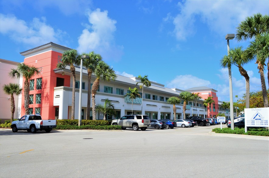 More Photos Of 7700 Congress Ave, Boca Raton Office For Lease