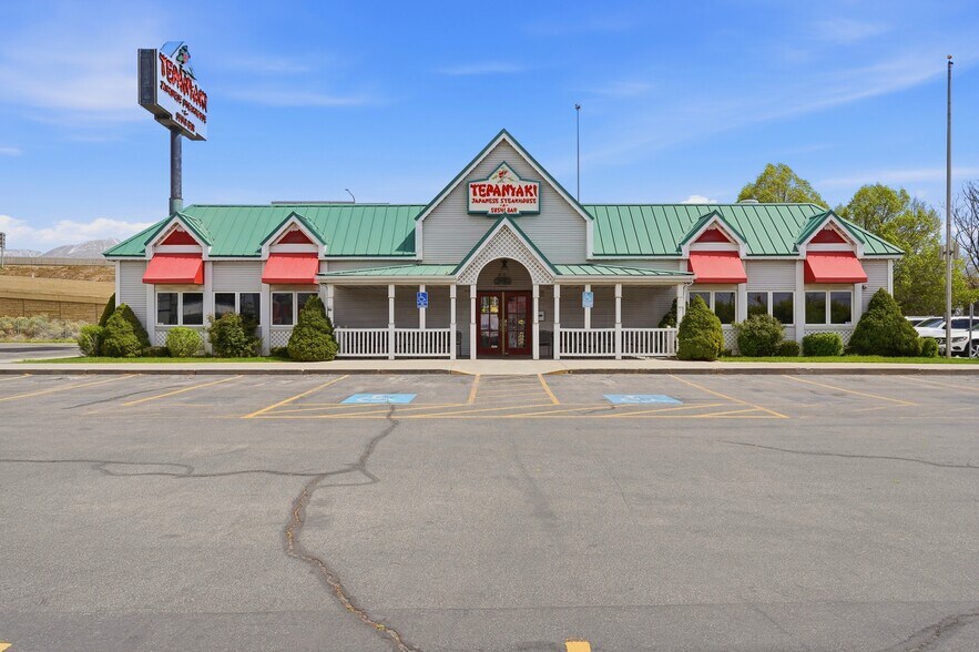 More Photos Of 72 N 850 E, Lehi Restaurant For Sale