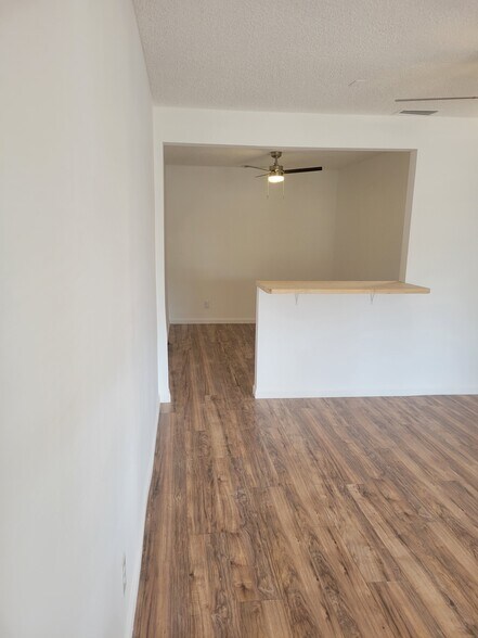 More Photos Of 801 E Florida Ave, Hemet Office For Lease