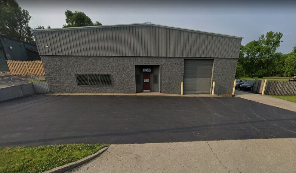 More Photos Of 5 W Epler Ave, Indianapolis Light Manufacturing For Sale