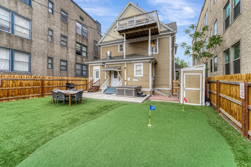 More Photos Of 6 Boulder Crescent St, Colorado Springs Hotel For Sale