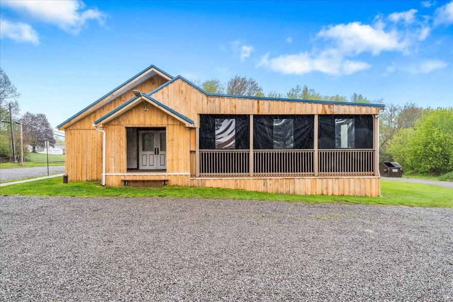 More Photos Of 4350 US Highway 322, Jamestown Restaurant For Sale