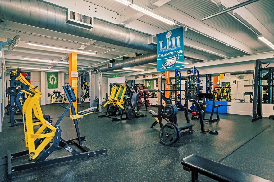 More Photos Of , Hot Springs General Retail For Sale