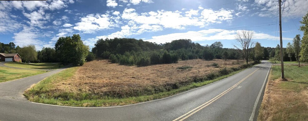 More Photos Of 2162 Snyder Road and 283 Bartlett Drive, Kodak Land For Sale