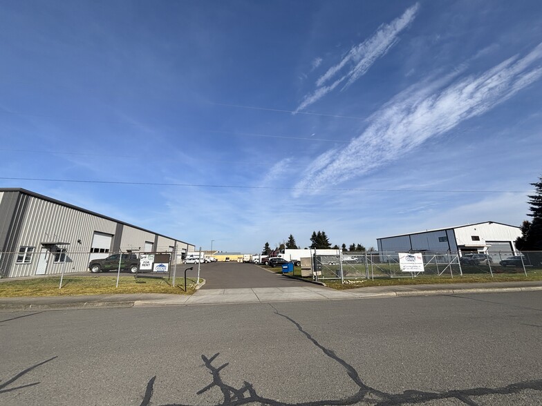 More Photos Of 1937 Pacific Ct SE, Stayton Industrial For Lease