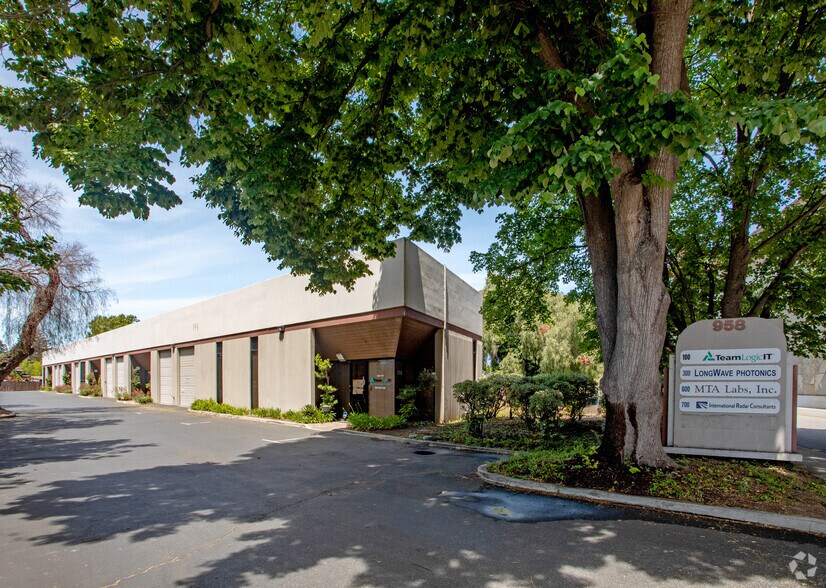 More Photos Of 958 San Leandro Ave, Mountain View Research And Development For Lease