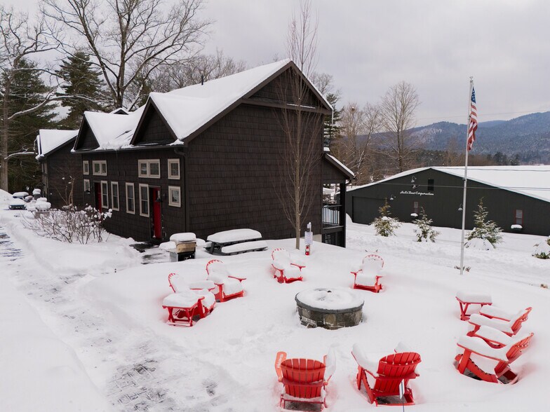 More Photos Of 10 Front St, Lake George Hospitality For Sale