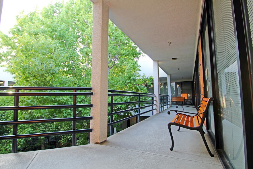 More Photos Of 444 E Huntington Dr, Arcadia Office For Lease