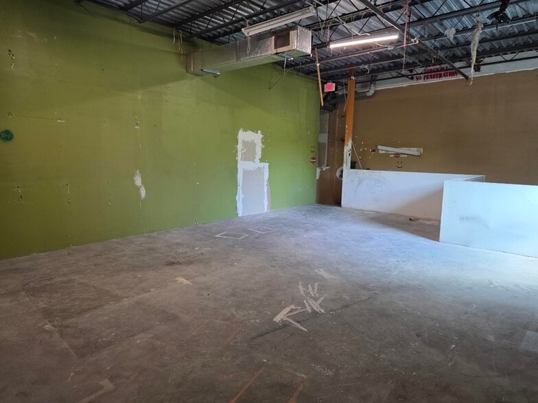 More Photos Of 601 N Congress Ave, Delray Beach Warehouse For Sale