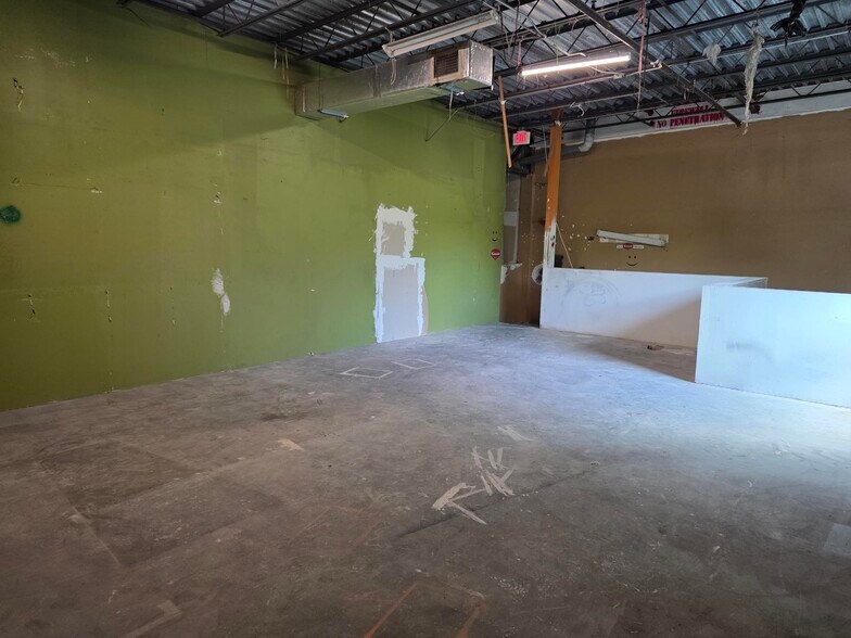 More Photos Of 601 N Congress Ave, Delray Beach Warehouse For Sale