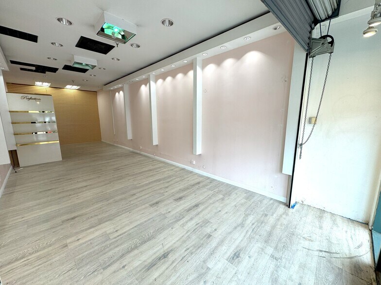 More Photos Of 1100 Wall St, Los Angeles General Retail For Lease