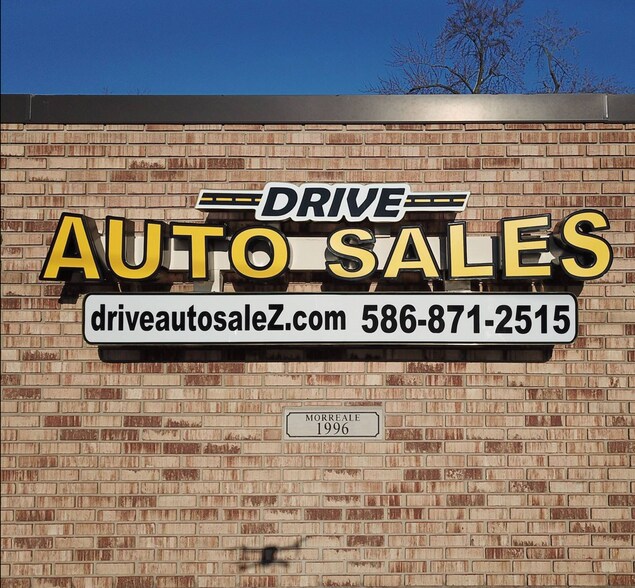 Primary Photo Of 28620 Utica Rd, Roseville Auto Dealership For Sale