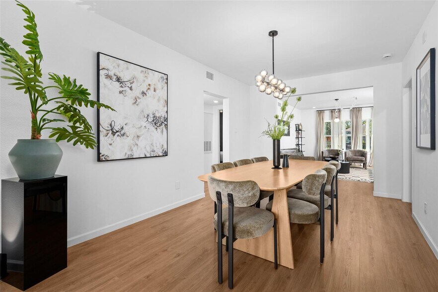 More Photos Of , Houston Multifamily For Sale