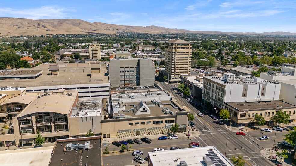 More Photos Of 301 E Yakima Ave, Yakima Office For Sale