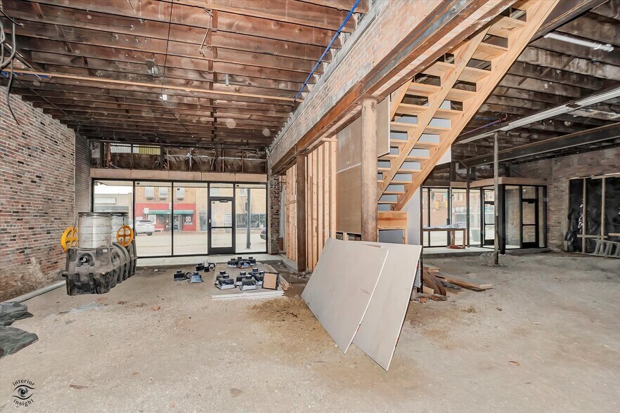 More Photos Of 801-805 1st Street, La Salle Storefront Retail Residential For Sale