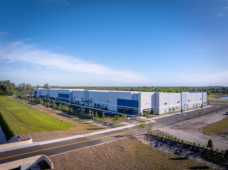 More Photos Of 14130 S State Road 7, Delray Beach Unknown For Lease