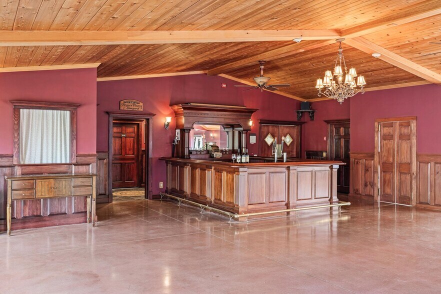 More Photos Of 1950 Collins Rd, Halifax Winery Vineyard For Sale