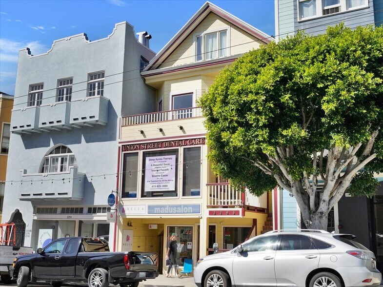 More Photos Of 2250 Union St, San Francisco Storefront Retail Office For Lease