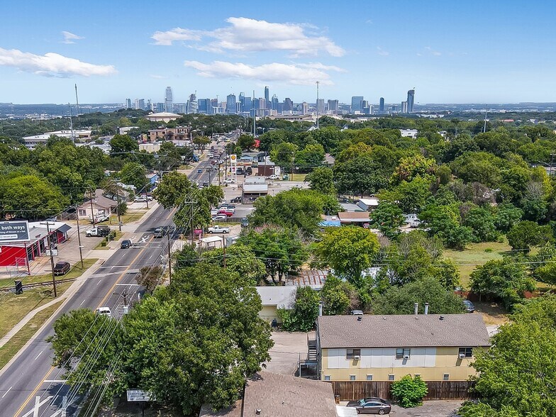 More Photos Of 4311 S 1st St, Austin Office For Sale