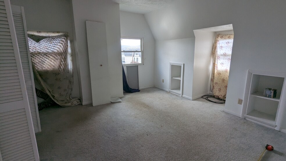 More Photos Of 315 Lowell St, Pittsburgh Apartments For Sale