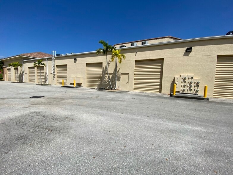 More Photos Of SW Port St. Lucie Blvd @ Florida Turnpike, Port Saint Lucie Unknown For Lease