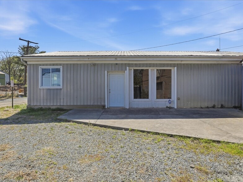 Primary Photo Of 151 E O St, Purcellville Office For Lease