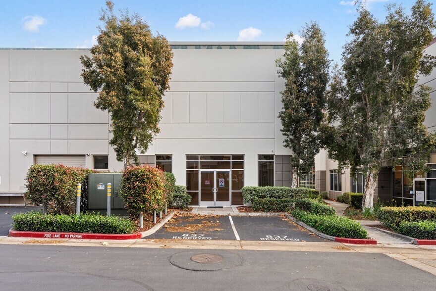 More Photos Of 809-837 Corporate Way, Fremont Office For Sale
