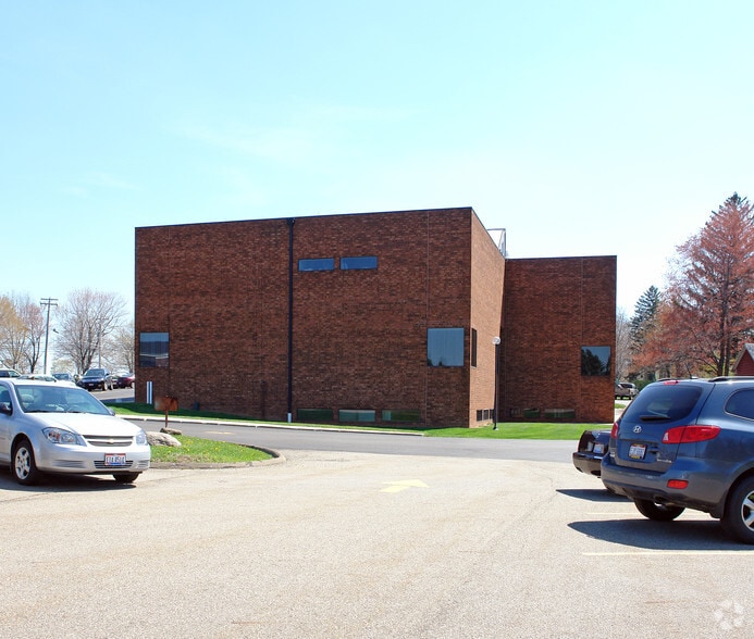 More Photos Of 6693 N Chestnut St, Ravenna Medical For Sale