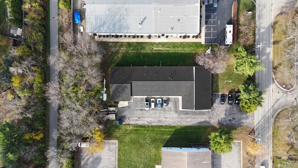 More Photos Of 15371 Stony Creek Way, Noblesville Light Distribution For Lease