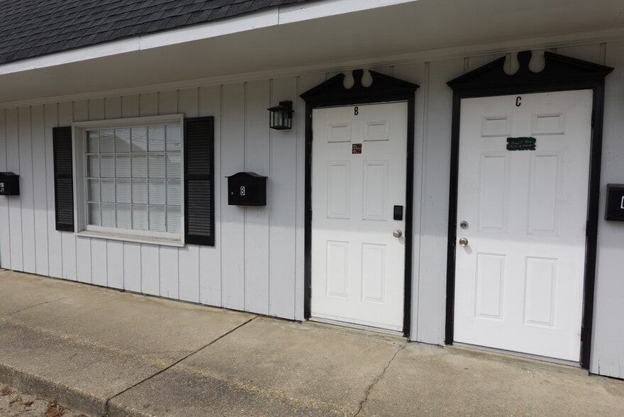 More Photos Of 1806 Hayward Ave, Chesapeake Loft Creative Space For Lease