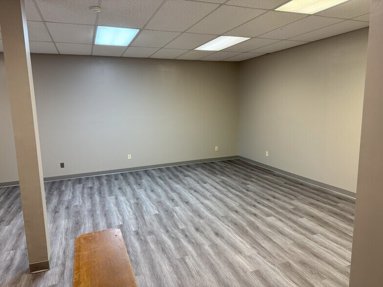 More Photos Of 209 Cherokee St, Kingsport Loft Creative Space For Lease