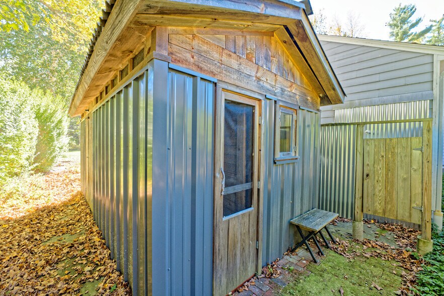 More Photos Of 5355 NY-212 Rt, Mount Tremper Hotel For Sale