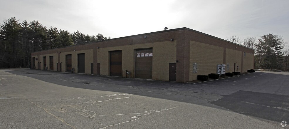 More Photos Of 83 Alexander Rd, Billerica Service For Sale