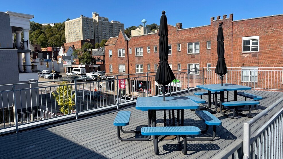 More Photos Of 4638 Centre Ave, Pittsburgh Office For Lease