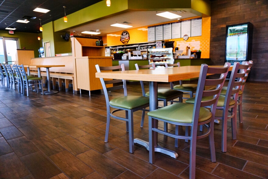 More Photos Of 7000 Muirkirk Meadows Drive, Laurel Restaurant For Sale