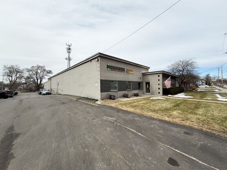 Primary Photo Of 2139 Kalamazoo Ave SE, Grand Rapids Warehouse For Sale