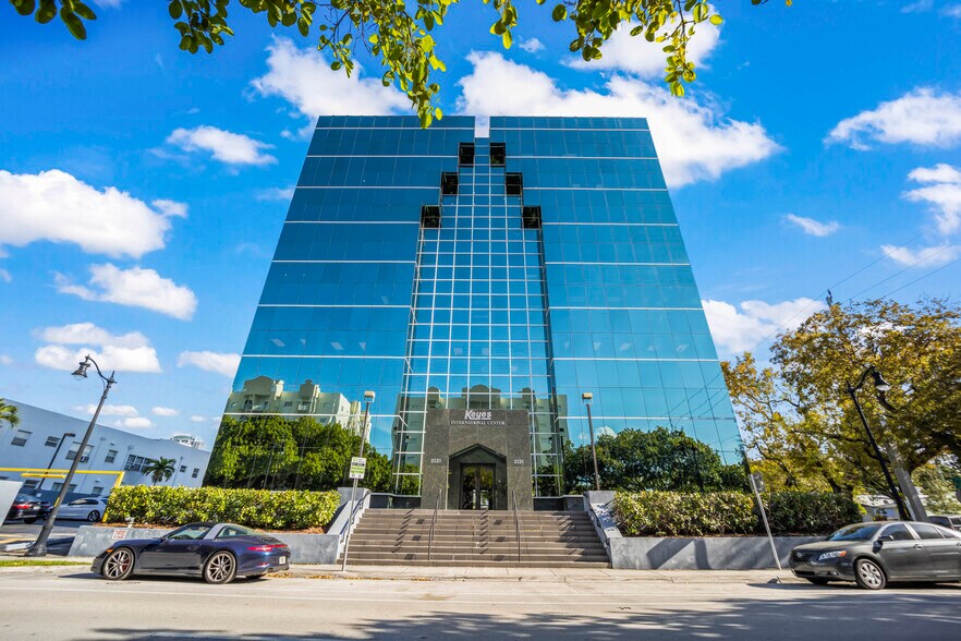 More Photos Of 2121 SW 3rd Ave, Miami Office For Lease