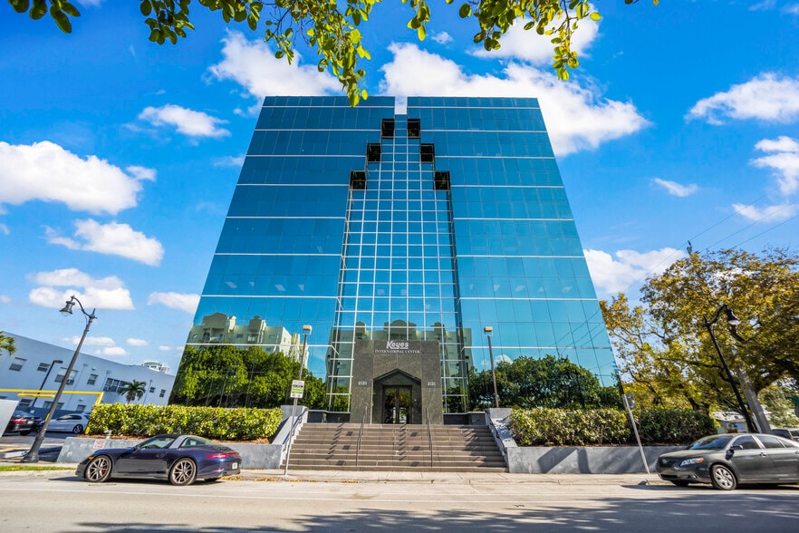More Photos Of 2121 SW 3rd Ave, Miami Office For Lease