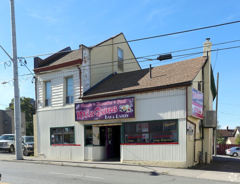 More Photos Of , St Catharines General Retail For Sale