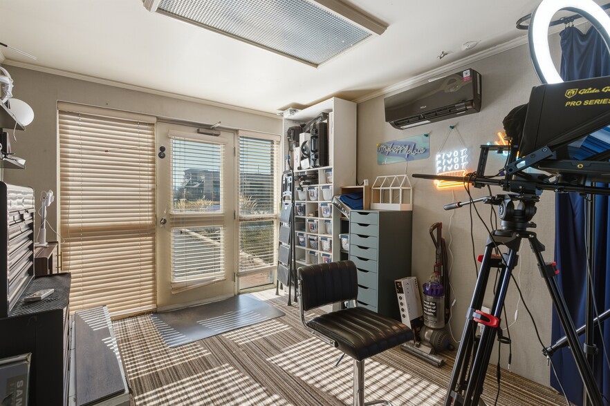 More Photos Of 152 W 500 S, Bountiful Office For Sale