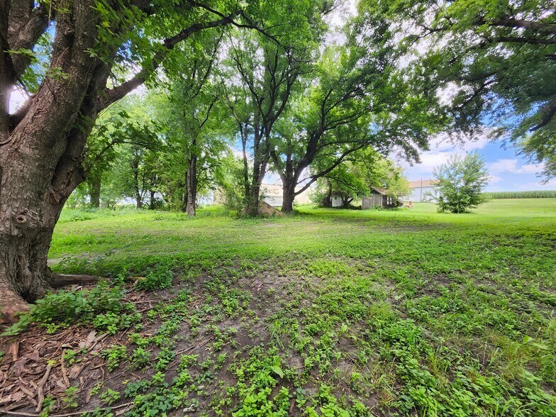 More Photos Of 17069 400th St, Leland Contractor Storage Yard For Sale