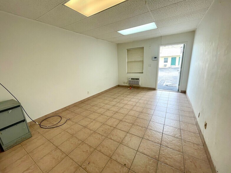 More Photos Of 1451 SW 12th Ave, Pompano Beach Warehouse For Lease