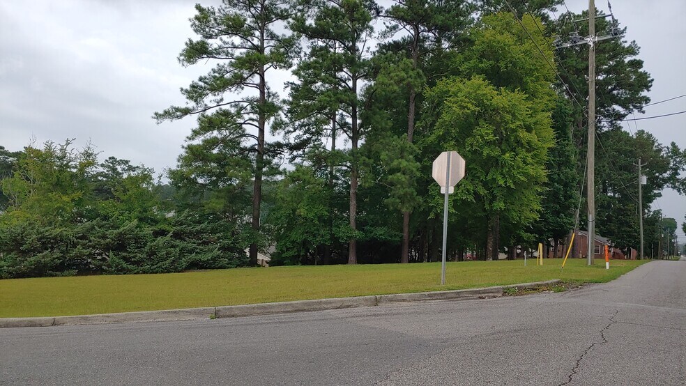 More Photos Of 1550 Pelham Rd S, Jacksonville Land For Sale