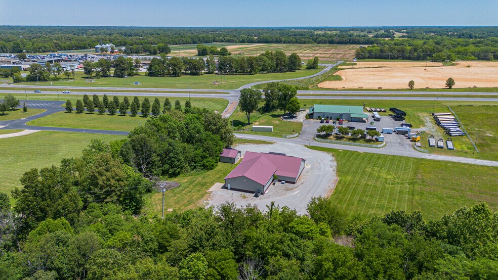 More Photos Of 71 Commerce St, Hickory Supermarket For Sale