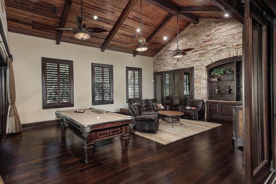 More Photos Of 28611 Blue Jack Ln, Magnolia Sports And Entertainment For Sale
