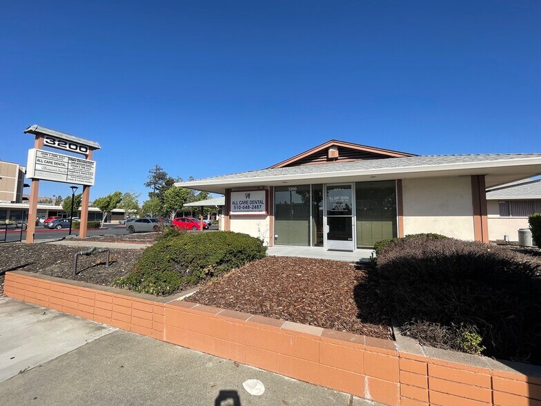 More Photos Of 3200 Mowry Ave, Fremont Medical For Lease