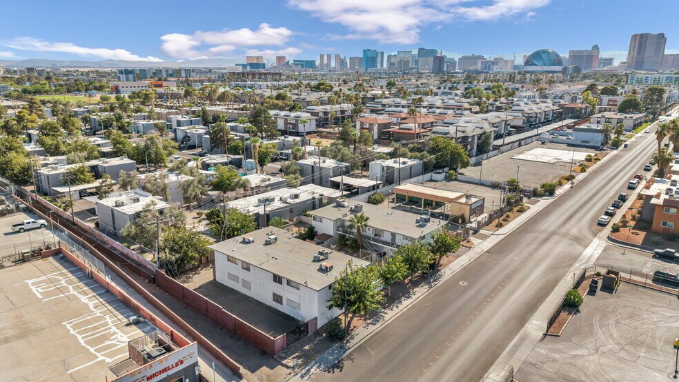 More Photos Of 1165 Sierra Vista Dr, Las Vegas Apartments For Sale