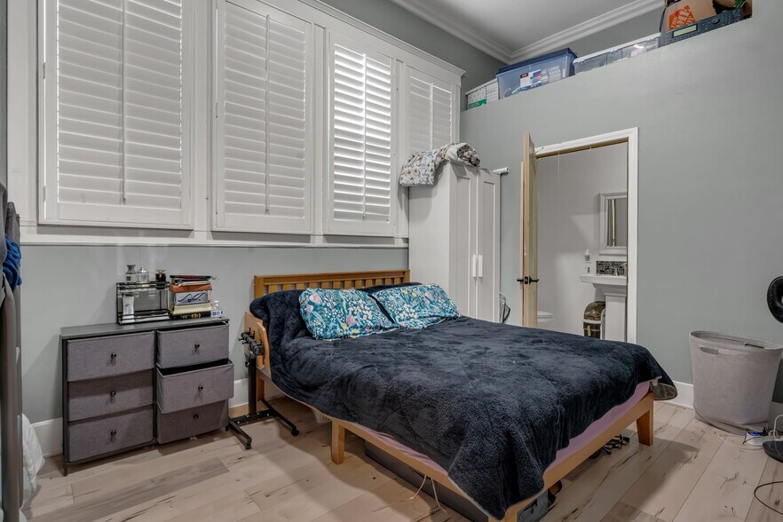 More Photos Of 1100 Lorena St, Los Angeles Religious Facility For Sale